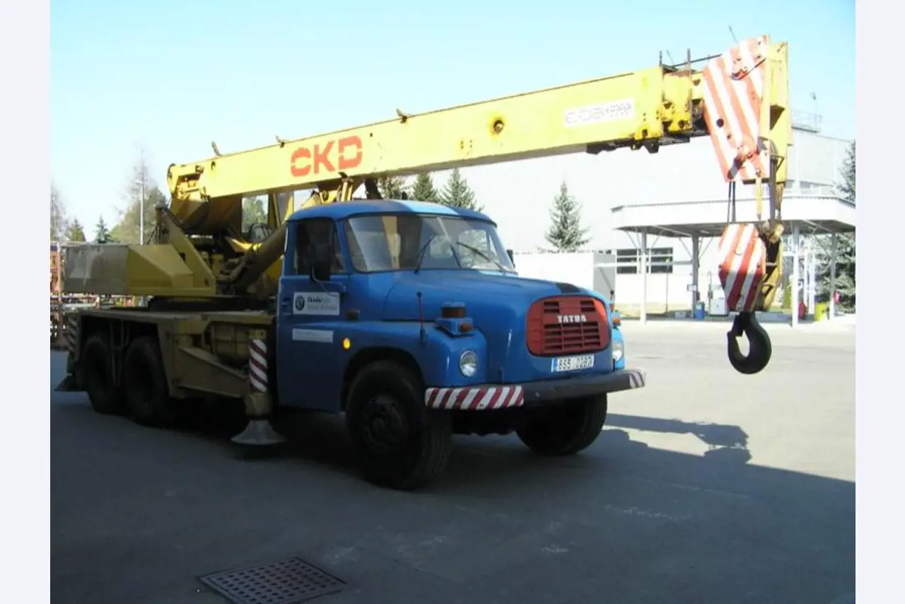 Prumyslových robotu-4